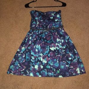 Floral strapless dress